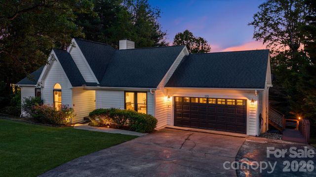 172 Amble Lane, Fletcher, NC 28732