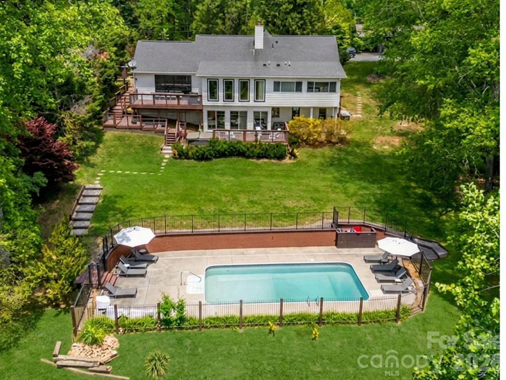 172 Amble Lane, Fletcher, NC 28732