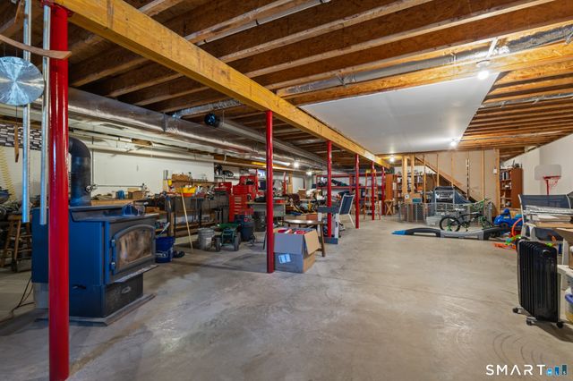 17 Blackwells Landing, Brooklyn, CT 06234