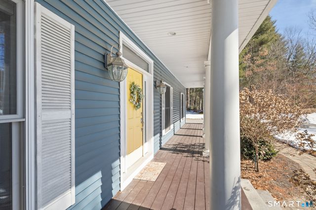 17 Blackwells Landing, Brooklyn, CT 06234