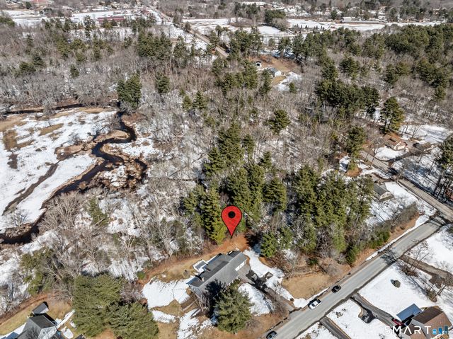 17 Blackwells Landing, Brooklyn, CT 06234