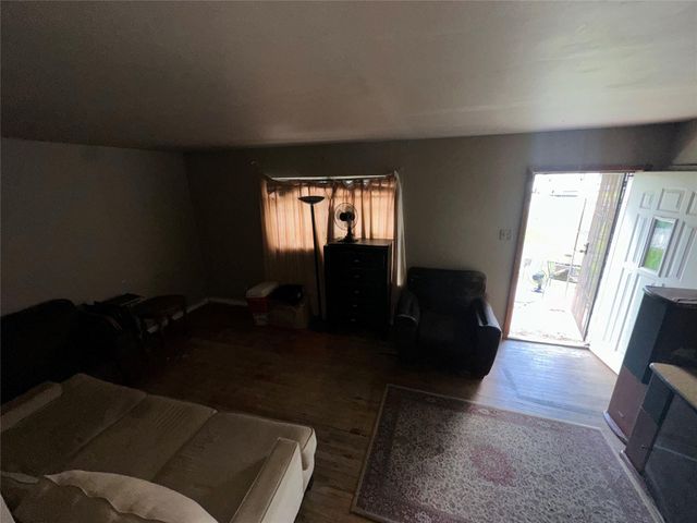 7001 Finch Street, Houston, TX 77028