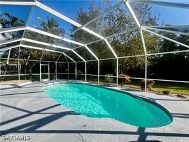 7786 Scarlet CT, Naples, FL 34104