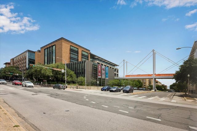 501 W 26th ST 306, Austin, TX 78705