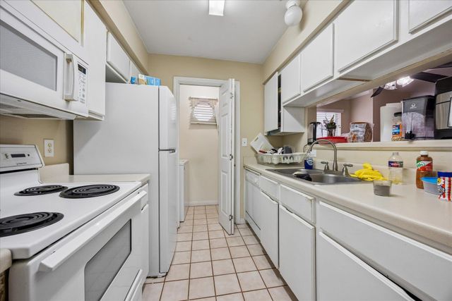 501 W 26th ST 306, Austin, TX 78705