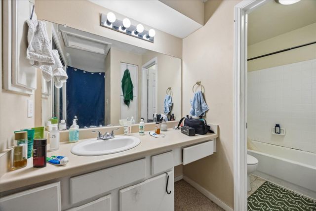 501 W 26th ST 306, Austin, TX 78705