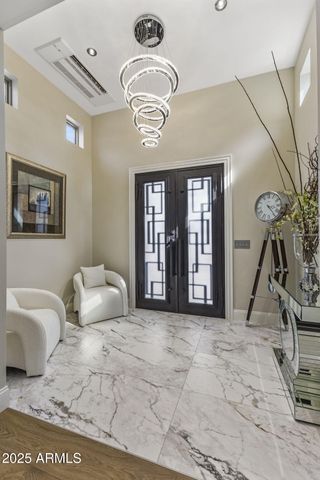 5868 E ONYX Avenue, Paradise Valley, AZ 85253