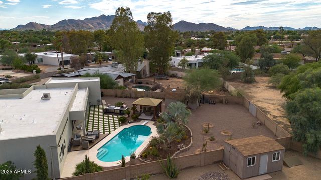 5868 E ONYX Avenue, Paradise Valley, AZ 85253