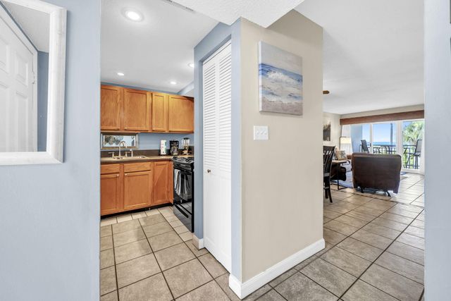 770 Sundial Court 211, Fort Walton Beach, FL 32548