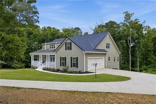 306 Oak Ridge Drive, Maysville, GA 30558