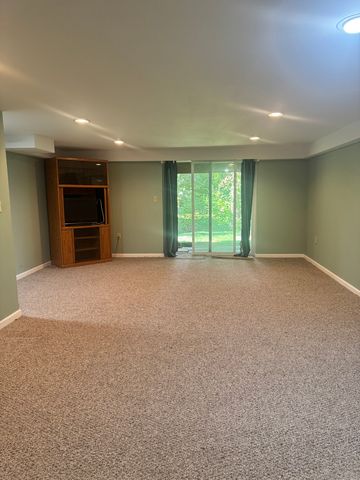 141 worth Avenue, Hamden, CT 06518