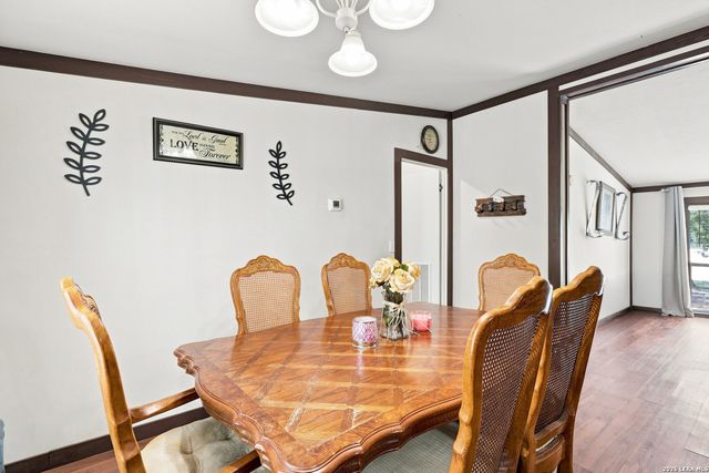 58 COVEY DR, Lytle, TX 78052