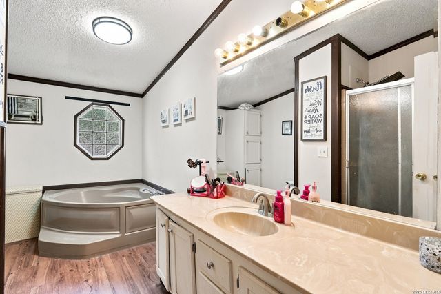 58 COVEY DR, Lytle, TX 78052
