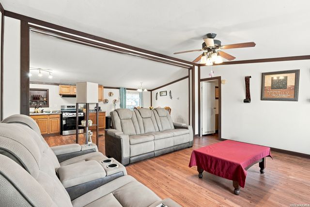 58 COVEY DR, Lytle, TX 78052