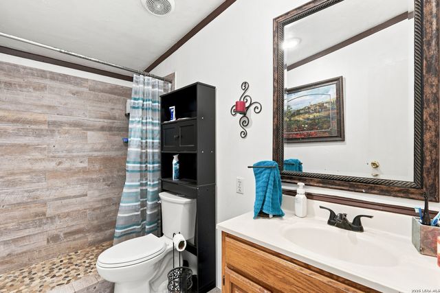 58 COVEY DR, Lytle, TX 78052