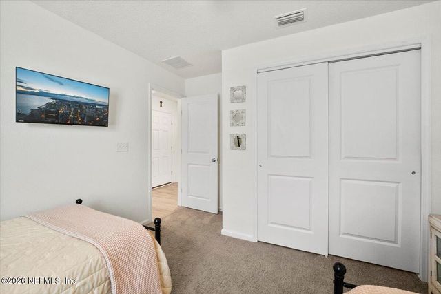 1125 PANTHER LAKE Parkway, Jacksonville, FL 32221