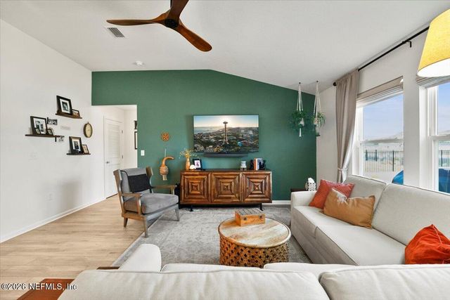 1125 PANTHER LAKE Parkway, Jacksonville, FL 32221