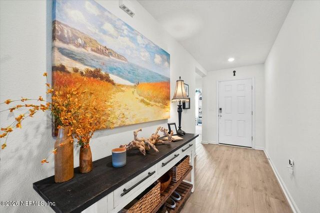 1125 PANTHER LAKE Parkway, Jacksonville, FL 32221