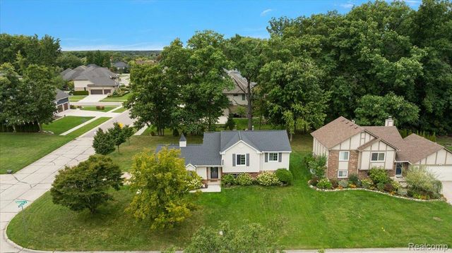 759 Kentucky Drive, Rochester Hills, MI 48307