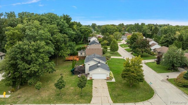 759 Kentucky Drive, Rochester Hills, MI 48307