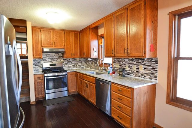 5700 Willow Trail, Shoreview, MN 55126