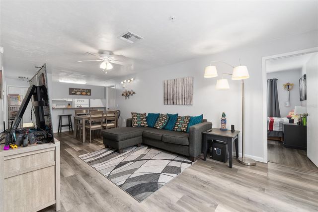 3800 SW 20TH AVENUE 505, Gainesville, FL 32607