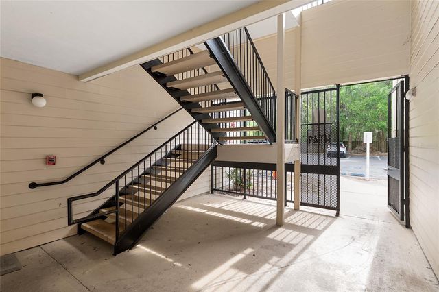 3800 SW 20TH AVENUE 505, Gainesville, FL 32607
