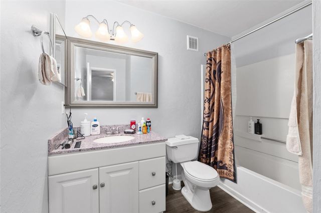 3800 SW 20TH AVENUE 505, Gainesville, FL 32607