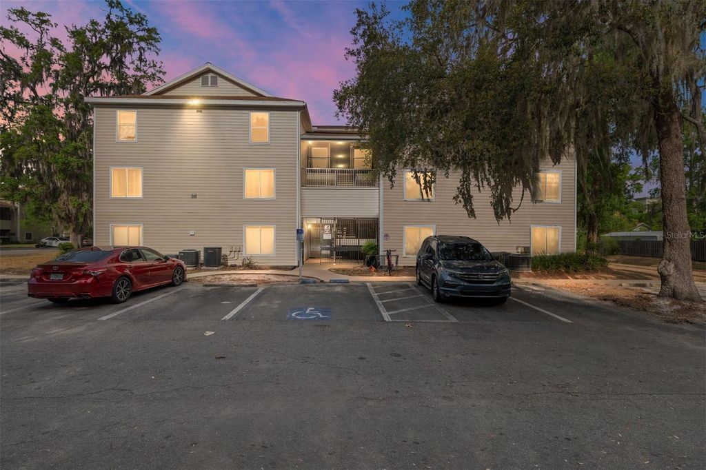 3800 SW 20TH AVENUE 505, Gainesville, FL 32607