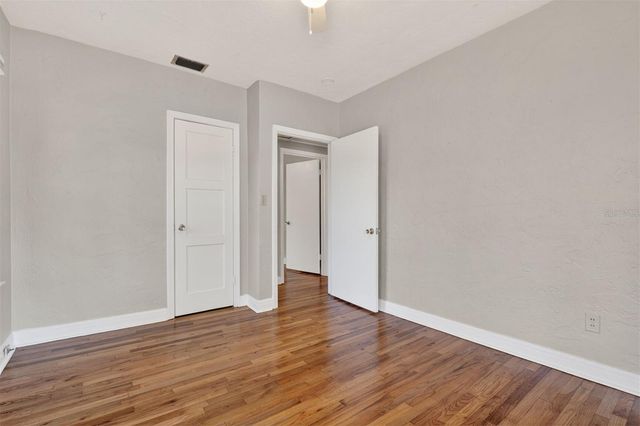 914 NE 11TH AVENUE, Gainesville, FL 32601