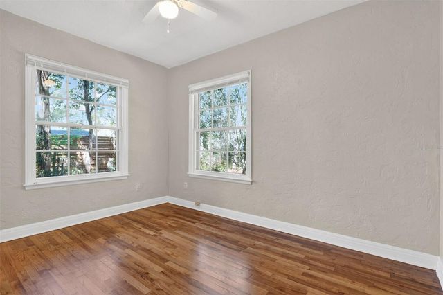 914 NE 11TH AVENUE, Gainesville, FL 32601