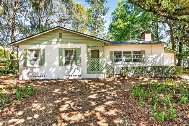914 NE 11TH AVENUE, Gainesville, FL 32601