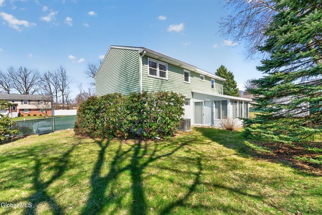 2 Maple Drive, Colonie, NY 12205