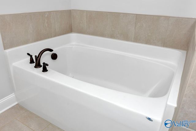 100 Atkinson Alley, Madison, AL 35758