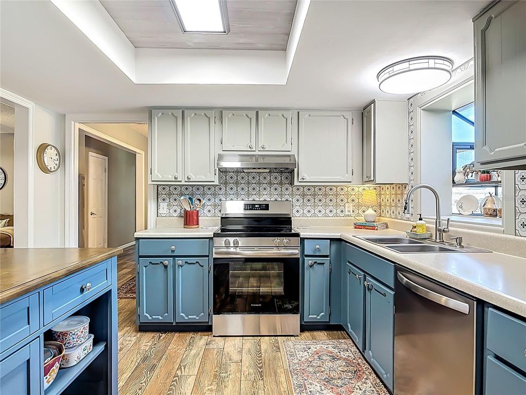 Image 13 of property listing at 2630 BURGOYNE ROAD, Deland, FL 32720