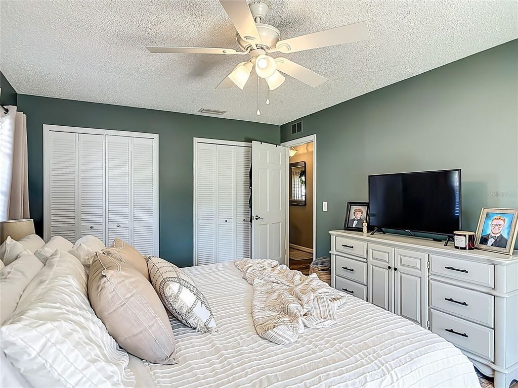 Image 18 of property listing at 2630 BURGOYNE ROAD, Deland, FL 32720