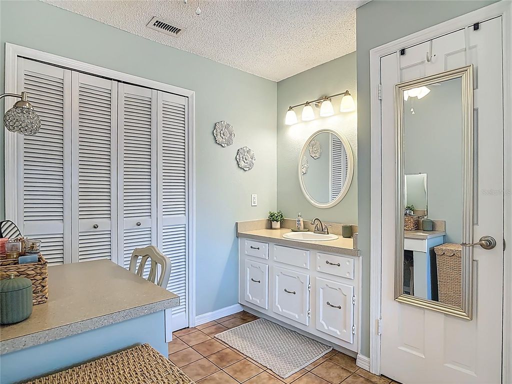 Image 21 of property listing at 2630 BURGOYNE ROAD, Deland, FL 32720