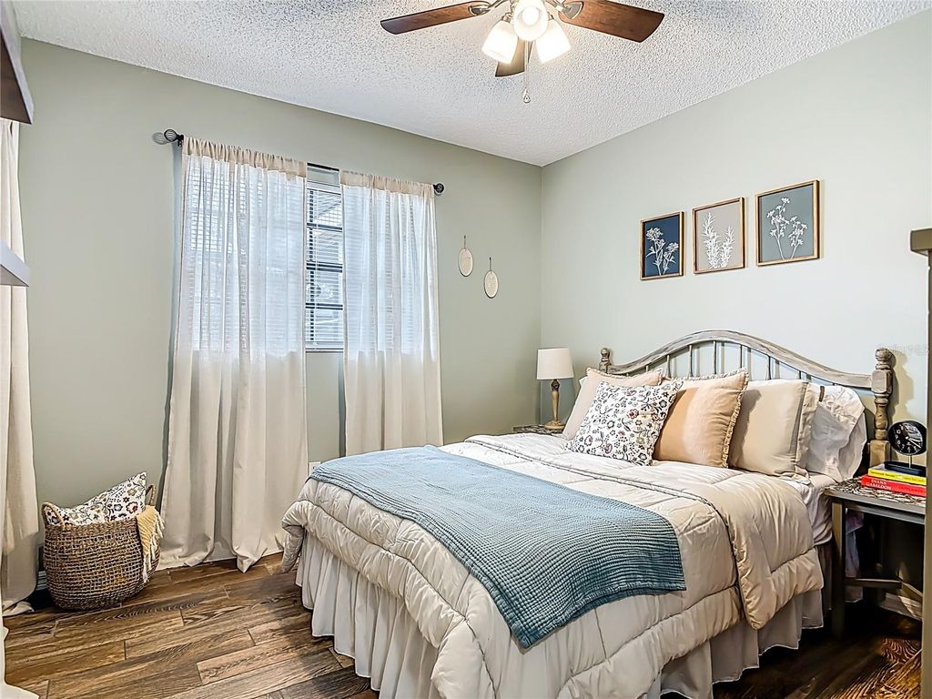 Image 23 of property listing at 2630 BURGOYNE ROAD, Deland, FL 32720