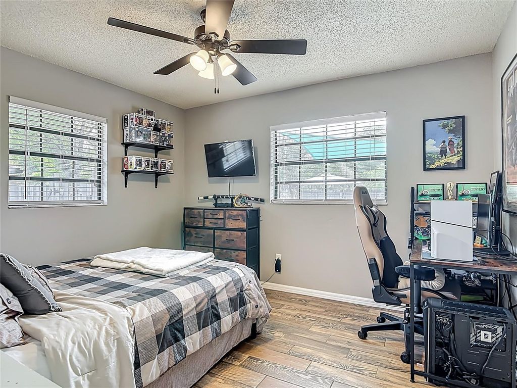 Image 25 of property listing at 2630 BURGOYNE ROAD, Deland, FL 32720