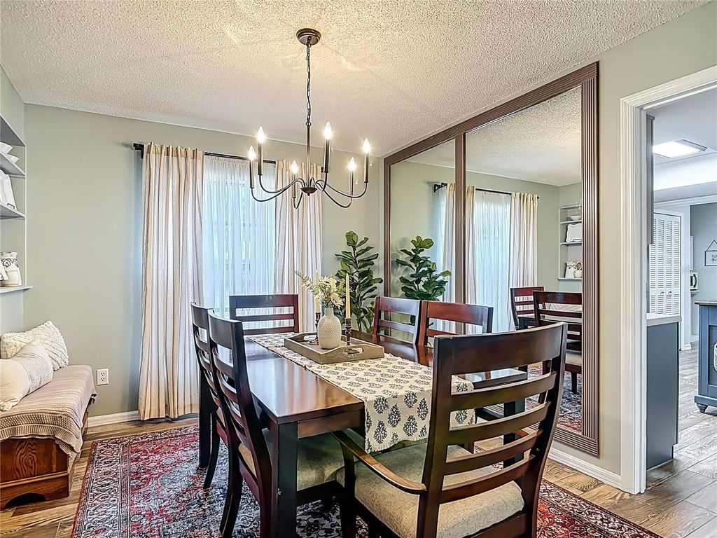 Image 8 of property listing at 2630 BURGOYNE ROAD, Deland, FL 32720