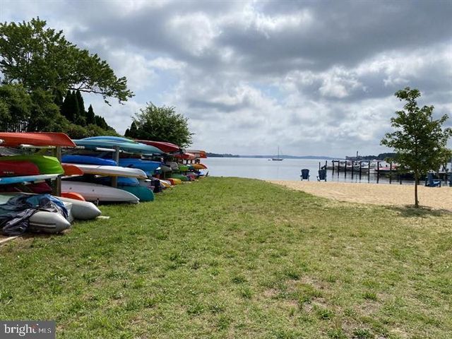 3 GIDDINGS AVE, Severna Park, MD 21146