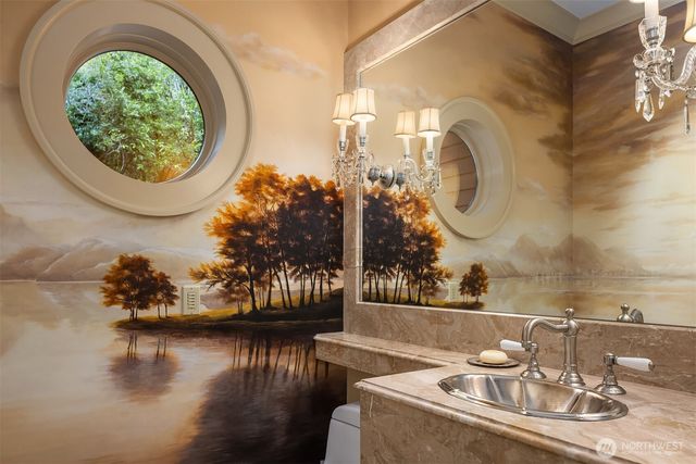 3814 E John Street, Seattle, WA 98112