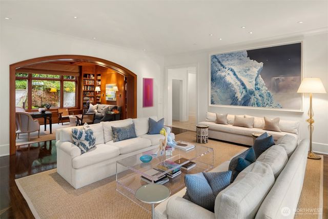 3814 E John Street, Seattle, WA 98112