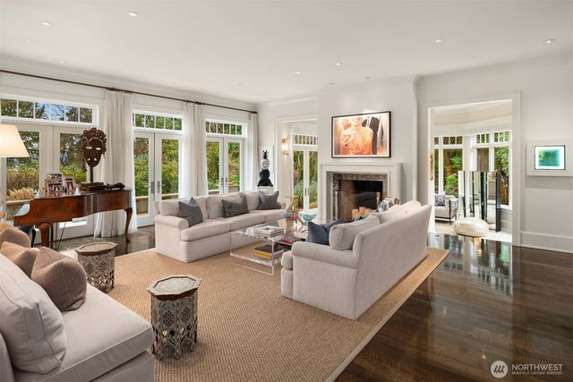 3814 E John Street, Seattle, WA 98112