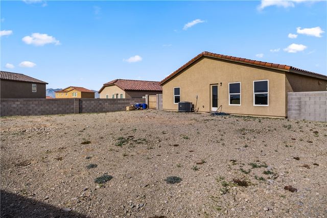 2228 E Sand Creek Drive, Fort Mohave, AZ 86426