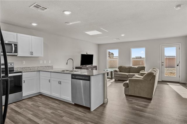 2228 E Sand Creek Drive, Fort Mohave, AZ 86426