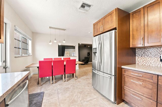 4930 SW 90TH Way, Cooper City, FL 33328