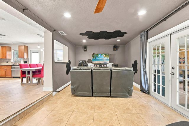 4930 SW 90TH Way, Cooper City, FL 33328
