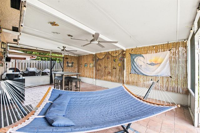 4930 SW 90TH Way, Cooper City, FL 33328