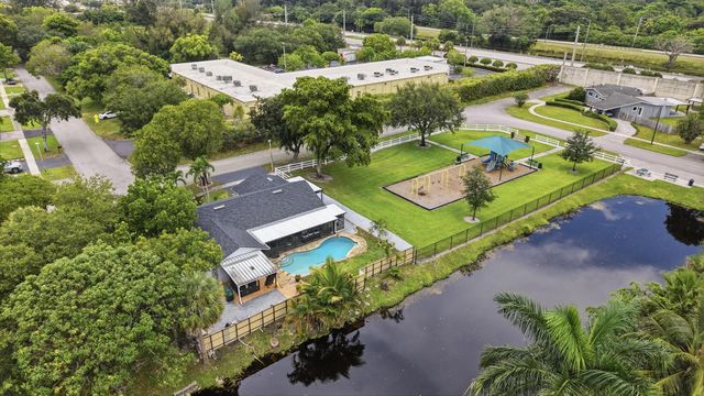 4930 SW 90TH Way, Cooper City, FL 33328